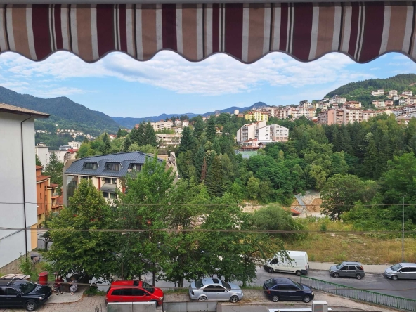 Тристаен апартамент в Смолян, Нов център - 73 кв.м за 1922 €/кв.м - Снимка #1