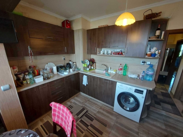 Двустаен апартамент в Търговище, Вароша - 60 кв.м за 1343 €/кв.м - Снимка #1