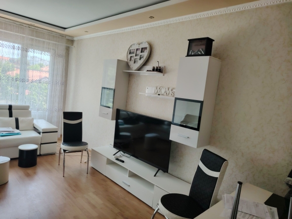 Двустаен апартамент в Добрич, Иглика - 65 кв.м за 831 €/кв.м - Снимка #1