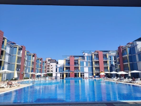 Дава се под наем Двустаен апартамент в к.к. Слънчев бряг - 70 кв.м за 45.9 € - Снимка #1