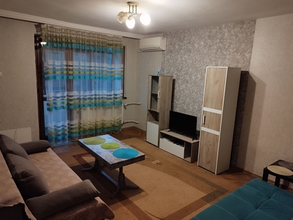 Дава се под наем Двустаен апартамент в Пловдив, Кършияка - 70 кв.м за 459 € - Снимка #1