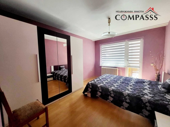 Дава се под наем Многостаен апартамент в Добрич, Център - 120 кв.м за 357 € - Снимка #1