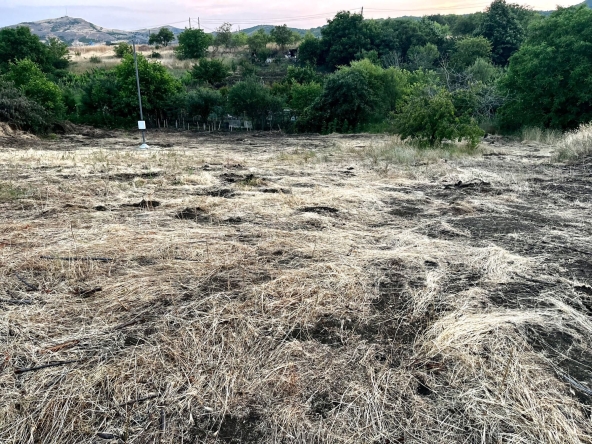 Парцел в Айтос - 923 кв.м за 13 €/кв.м - Снимка #1