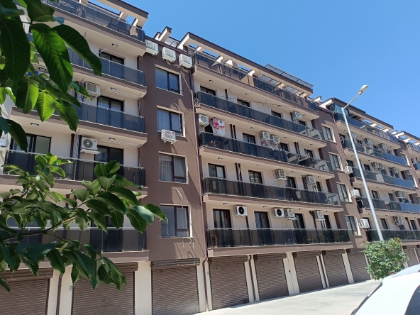 Двустаен апартамент в Стара Загора, Ремиза - 60 кв.м за 1334 €/кв.м - Снимка #1