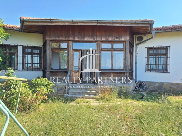 Къща в с. Емона, Област Бургас - 138 кв.м за 1859 €/кв.м - Снимка #1