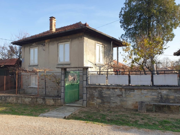 Къща в Велико Търново, Картала - 100 кв.м за 760 €/кв.м - Снимка #1