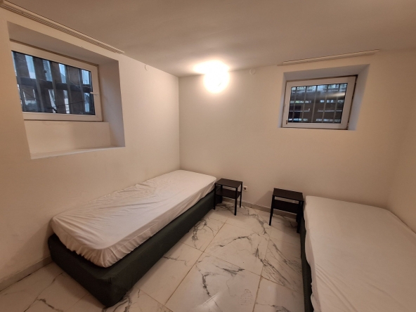 Дава се под наем  в София, Център - 17 кв.м за 209.61 € - Снимка #1