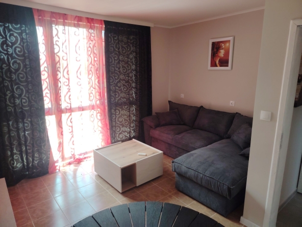 Дава се под наем Етаж от къща в Варна, м-т Евксиноград - 80 кв.м за 586.5 € - Снимка #1