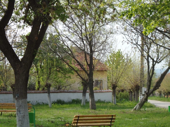 Къща в с. Буковец, Област Враца - 130 кв.м за 116 €/кв.м - Снимка #1