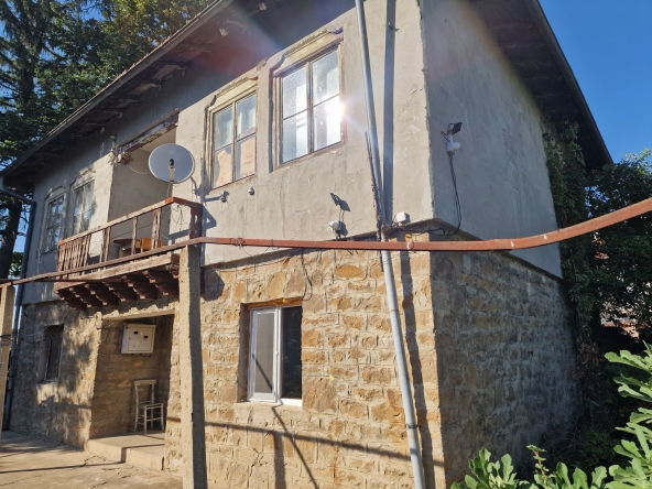 Къща в Павликени - 198 кв.м за 301 €/кв.м - Снимка #1