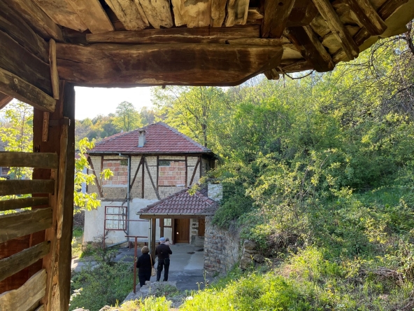 Къща в с. Долни Радковци, Област Габрово - 57 кв.м за 1342 €/кв.м - Снимка #1