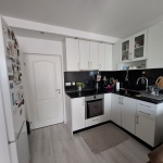 Тристаен апартамент в Казанлък - 84 кв.м за 1124 €/кв.м - Снимка #1