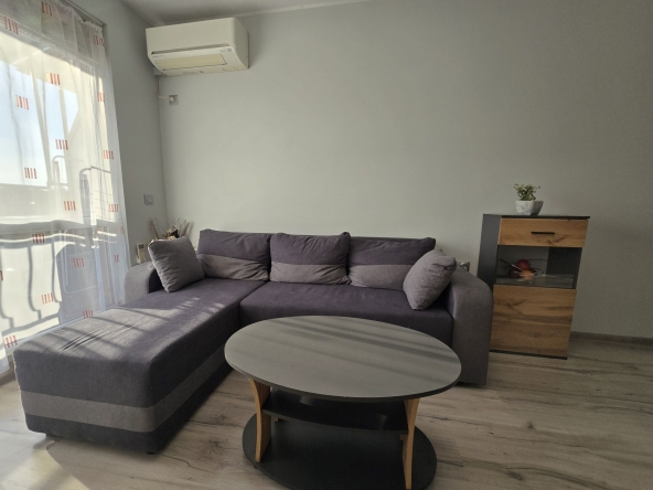 Дава се под наем Двустаен апартамент в Бургас, Сарафово - 68 кв.м за 382.5 € - Снимка #1