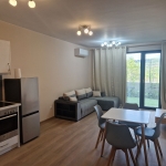 Дава се под наем Тристаен апартамент в Варна, м-т Траката - 100 кв.м за 816 € - Снимка #1