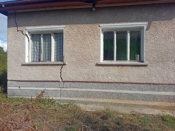 Къща в Чирпан - 70 кв.м за 183 €/кв.м - Снимка #1