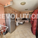 Дава се под наем Едностаен апартамент в Варна, Погреби - 28 кв.м за 230 € - Снимка #1