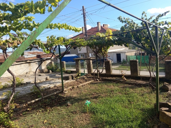 Къща в Смядово - 95 кв.м за 322 €/кв.м - Снимка #1