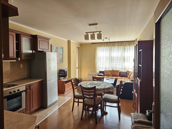 Дава се под наем Двустаен апартамент в Пловдив, Индустриална зона - Юг - 74 кв.м за 408 € - Снимка #1