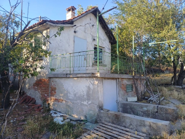 Къща в Хасково, Промишлена зона - Изток - 71 кв.м за 916 €/кв.м - Снимка #1