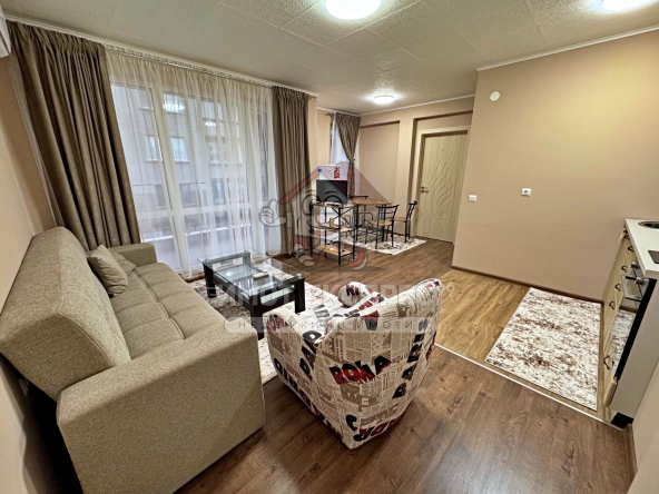 Дава се под наем Тристаен апартамент в Асеновград - 65 кв.м за 350 € - Снимка #1