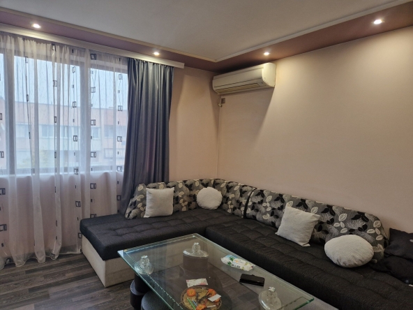 Тристаен апартамент в Пловдив, Коматево - 90 кв.м за 1077 €/кв.м - Снимка #1