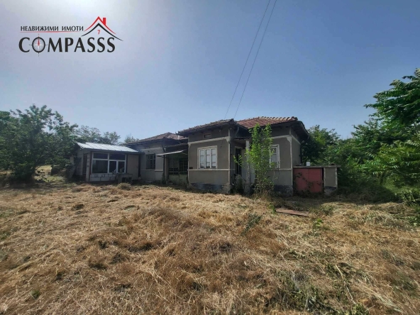 Къща в с. Изворово, Област Добрич - 90 кв.м за 142 €/кв.м - Снимка #1