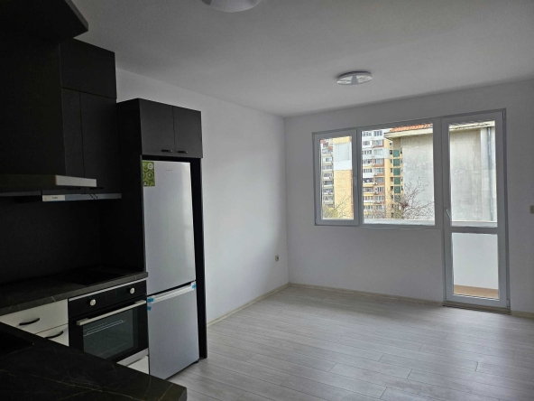 Тристаен апартамент в Варна, Трошево - 60 кв.м за 2332 €/кв.м - Снимка #1