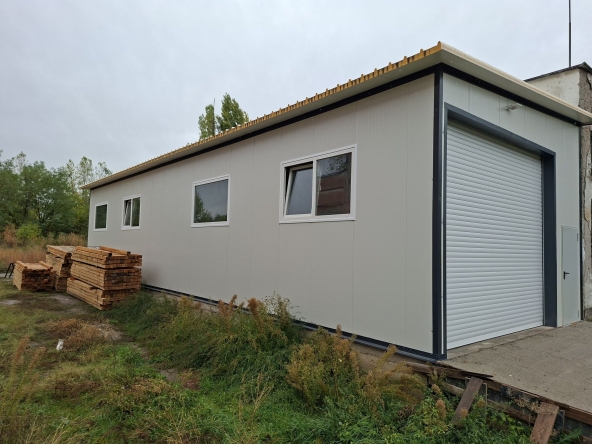 Дава се под наем Склад в Кюстендил, Център - 110 кв.м за 500 € - Снимка #1