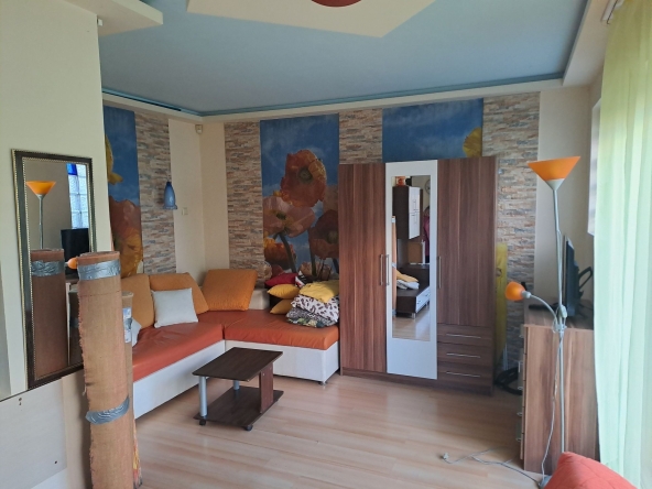 Дава се под наем Едностаен апартамент в Варна, Център - 39 кв.м за 397.8 € - Снимка #1