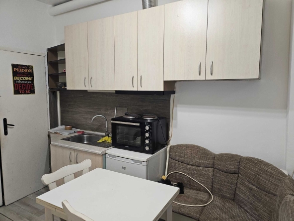 Офис в Варна, Лятно кино Тракия - 31 кв.м за 492 €/кв.м - Снимка #1