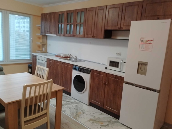 Дава се под наем Двустаен апартамент в Пловдив, Кючук Париж - 55 кв.м за 397.8 € - Снимка #1