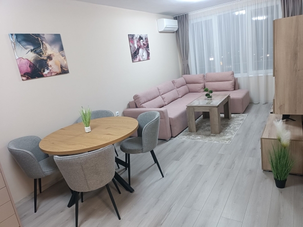 Дава се под наем Двустаен апартамент в Бургас, Меден рудник - зона А - 60 кв.м за 382.5 € - Снимка #1