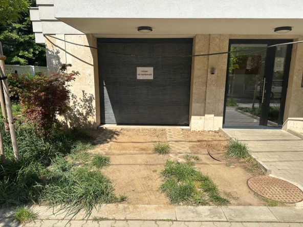 Гараж / Паркомясто в София, Център - 23 кв.м за 1752 €/кв.м - Снимка #1