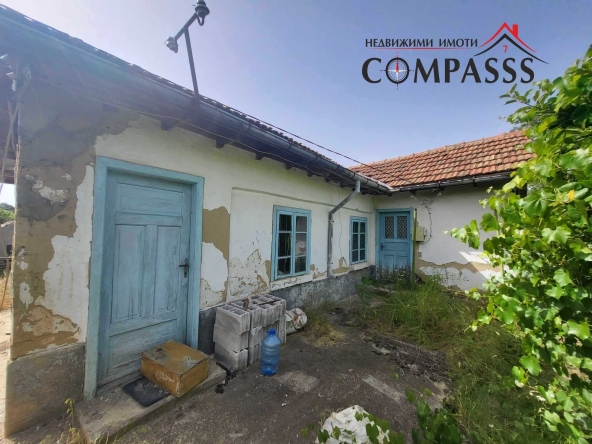 Къща в с. Изворово, Област Добрич - 70 кв.м за 179 €/кв.м - Снимка #1