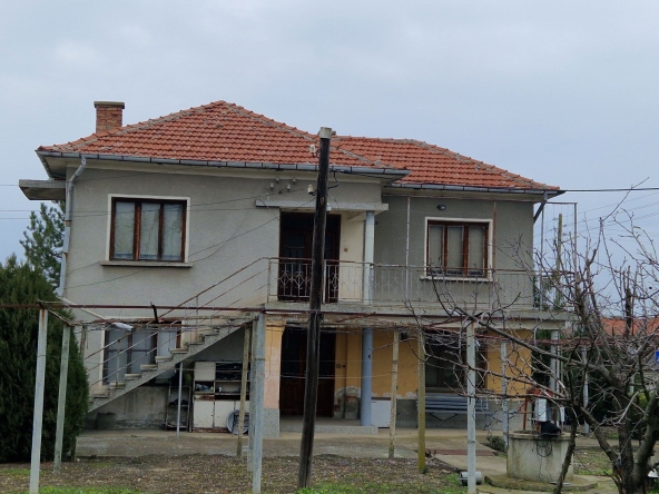 Къща в с. Средец, Област Стара Загора - 132 кв.м за 174 €/кв.м - Снимка #1