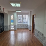 Дава се под наем Офис в Стара Загора, Център - 68 кв.м за 548.25 € - Снимка #1