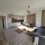 Дава се под наем Тристаен апартамент в Пловдив, Беломорски - 92 кв.м за 648.21 € - Снимка #1