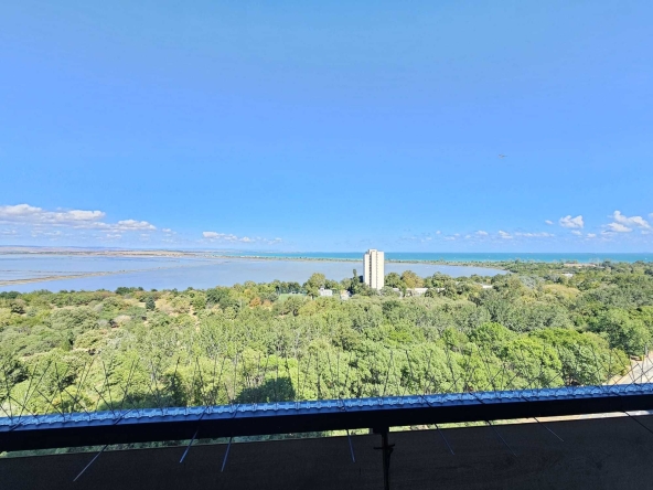 Двустаен апартамент в Бургас, Зорница - 74 кв.м за 1620 €/кв.м - Снимка #1