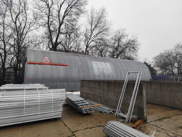 Дава се под наем Склад в Русе, Промишлена зона - Изток - 130 кв.м за 493.68 € - Снимка #1