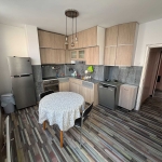 Дава се под наем Четиристаен апартамент в Габрово, Център - 92 кв.м за 348.84 € - Снимка #1