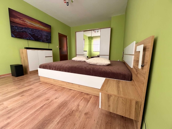 Едностаен апартамент в Лом - 42 кв.м за 425 €/кв.м - Снимка #1