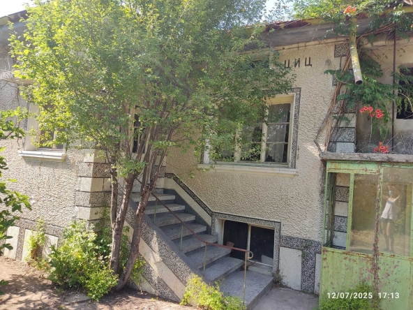 Къща в с. Яздач, Област Стара Загора - 150 кв.м за 116 €/кв.м - Снимка #1