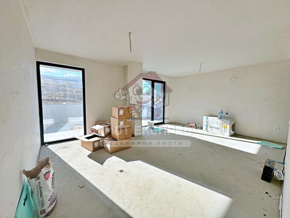 Многостаен апартамент в Асеновград - 274 кв.м за 438 €/кв.м - Снимка #1