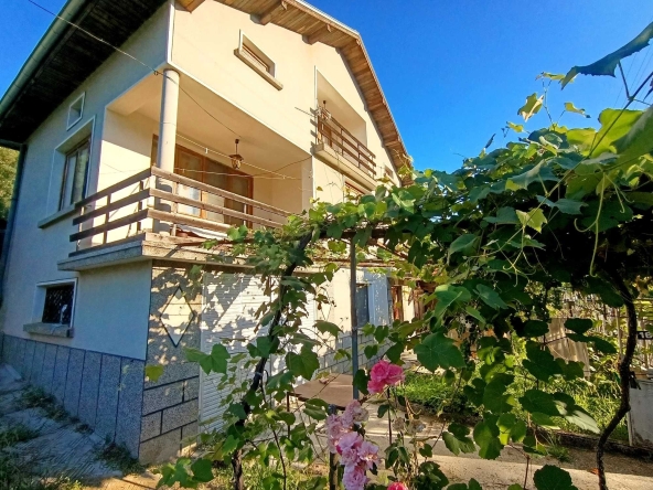 Къща в с. Музга, Област Габрово - 100 кв.м за 607 €/кв.м - Снимка #1