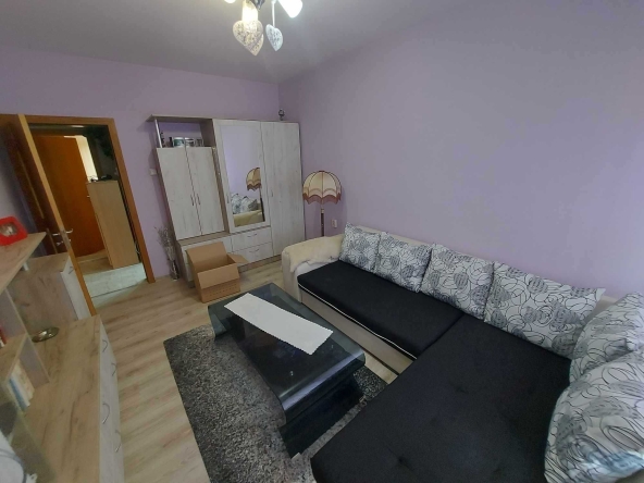 Четиристаен апартамент в Търговище, Център - 100 кв.м за 1122 €/кв.м - Снимка #1