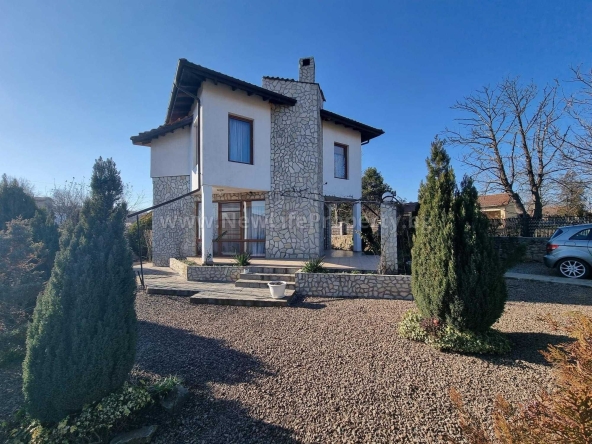 Къща в с. Бата, Област Бургас - 102 кв.м за 985 €/кв.м - Снимка #1