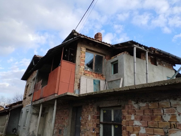 Къща в с. Първомайци, Област Велико Търново - 120 кв.м за 375 €/кв.м - Снимка #1