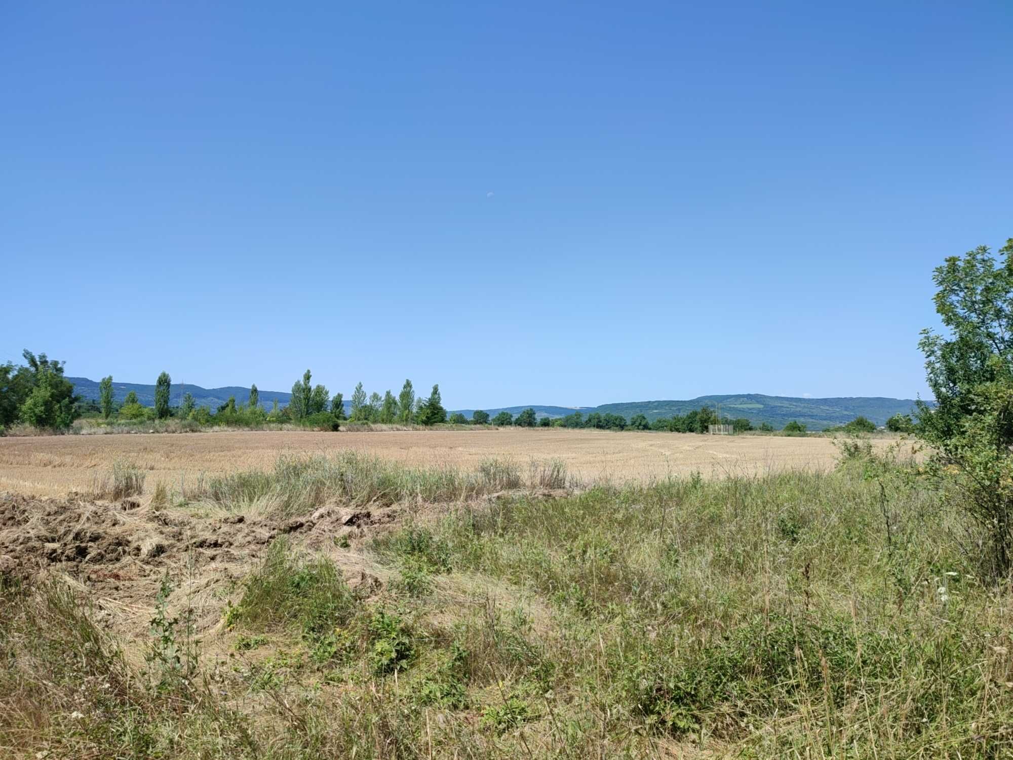 Парцел в Търговище, Запад 2 - 4027 кв.м за 15 €/кв.м - Снимка #1