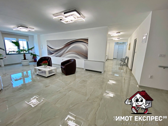 Дава се под наем Офис в Асеновград - 20 кв.м за 510 € - Снимка #1