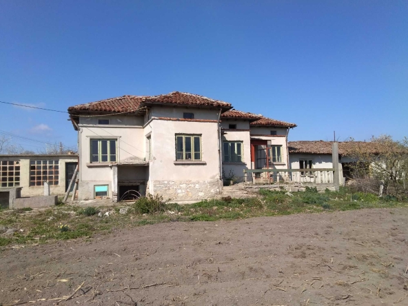 Къща в с. Сенокос, Област Добрич - 125 кв.м за 204 €/кв.м - Снимка #1